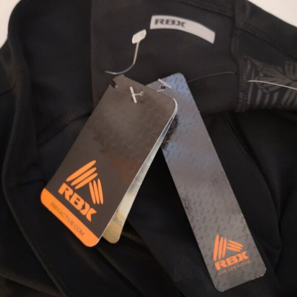 NWT Reebok Ladies Black Size Med 4 Way Stretch Wicking Fade Resistant Leggings - Picture 6 of 12